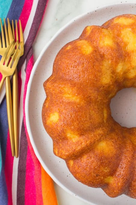 A rum and pineapple cake.