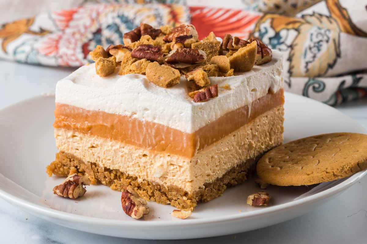 https://www.365daysofbakingandmore.com/wp-content/uploads/2019/10/no-Bake-Pumpkin-Dream-Bars-FEATURE-1.jpg