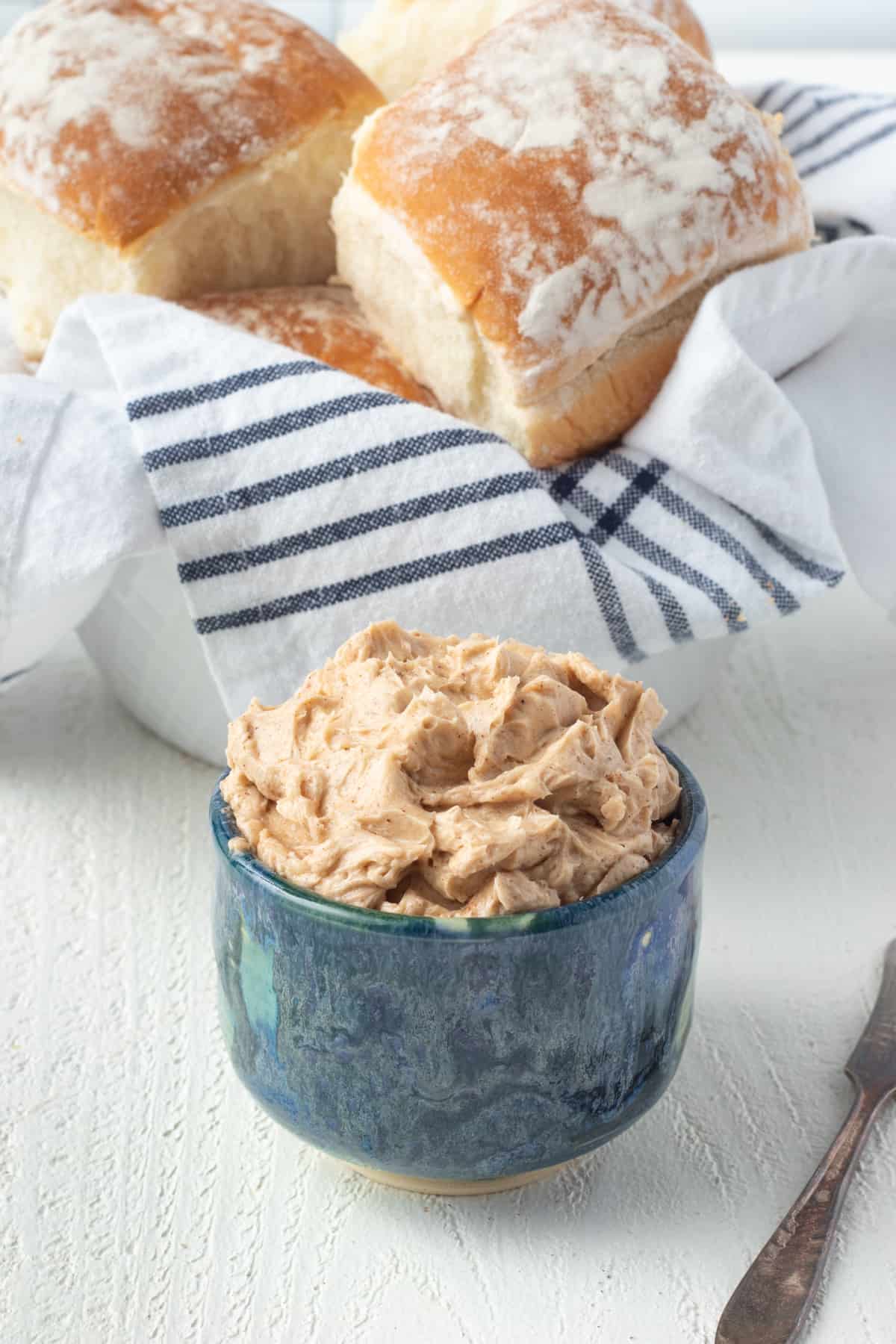 Homemade Cinnamon Honey Butter - Oh My Food Recipes