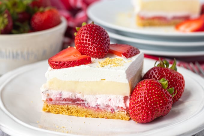 Strawberry Cheesecake Dream Bars