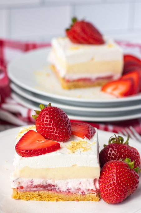 Strawberry Cheesecake Dream Bars