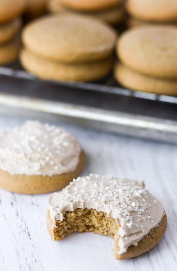 Root Beer Float Cookies with a root beer buttercream.