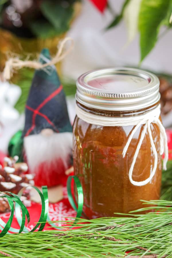 A jar of Vanilla Brown Sugar Scrub.