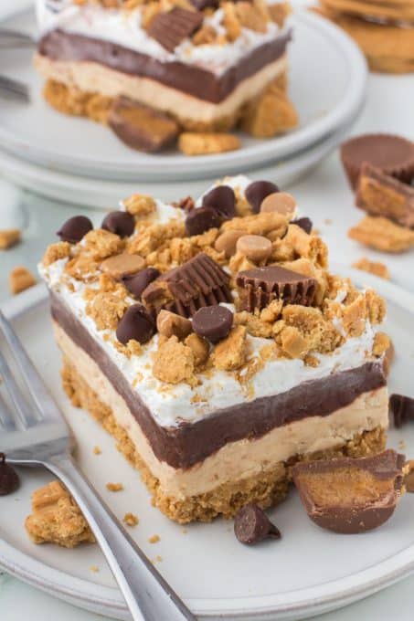 No Bake Chocolate Peanut Butter Dream Bars