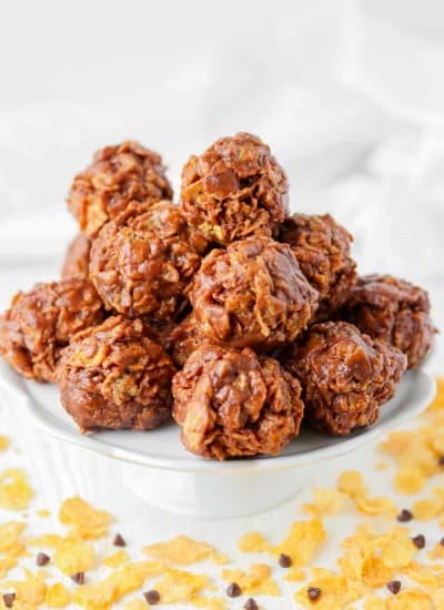 No Bake Chocolate Peanut Butter Cornflake Cookies