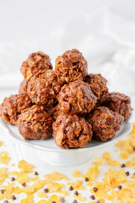 No Bake Chocolate Peanut Butter Cornflake Cookies