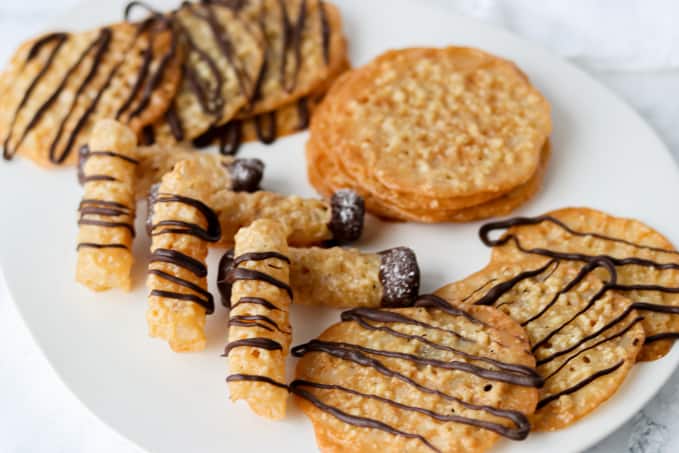 chocolate on cookies made of flour, butter and ground almonds.