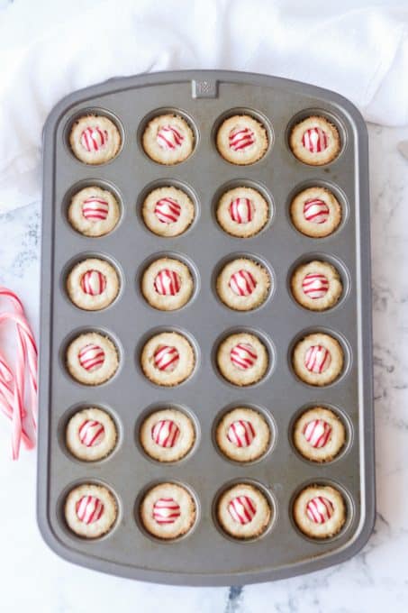 Cookie cups with peppermint kisses.