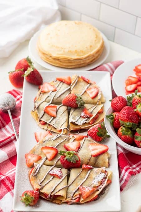 Strawberry Crepes with Nutella