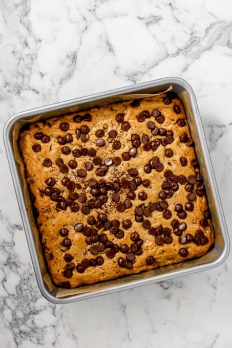 A pan with baked blondies.