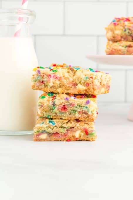 Easy Bar recipe with sprinkles.