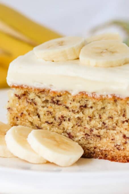 Easy Banana Cake with Cream Cheese Frosting