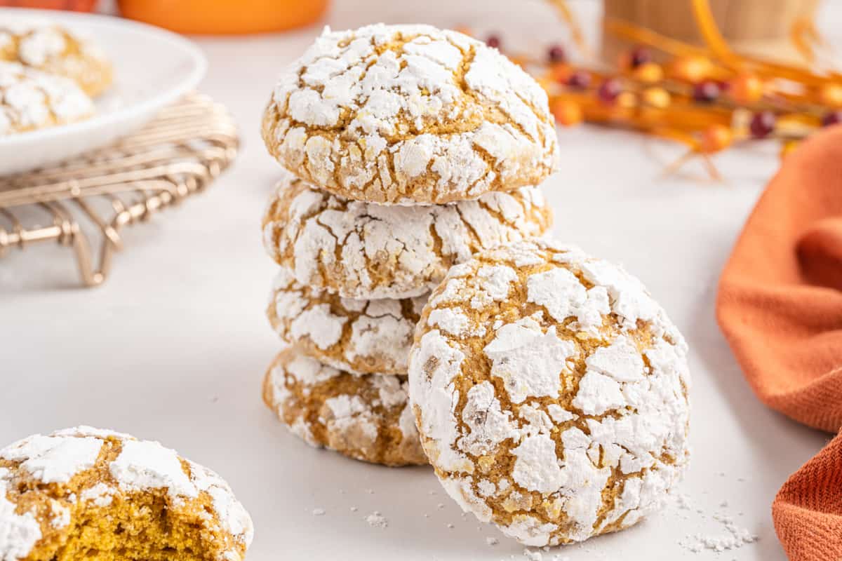 Pumpkin Crinkle Cookies [www.365daysofbakingandmore.com]