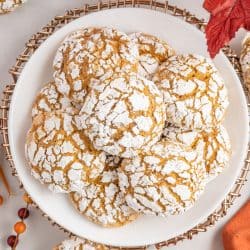 A plate of pumpkin crinkles.