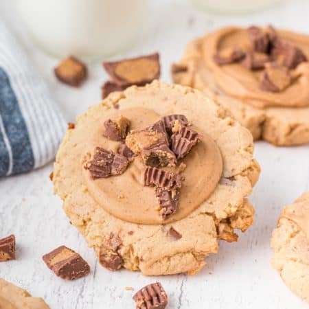 Copycat CRUMBL Reese's Peanut Butter Cookies