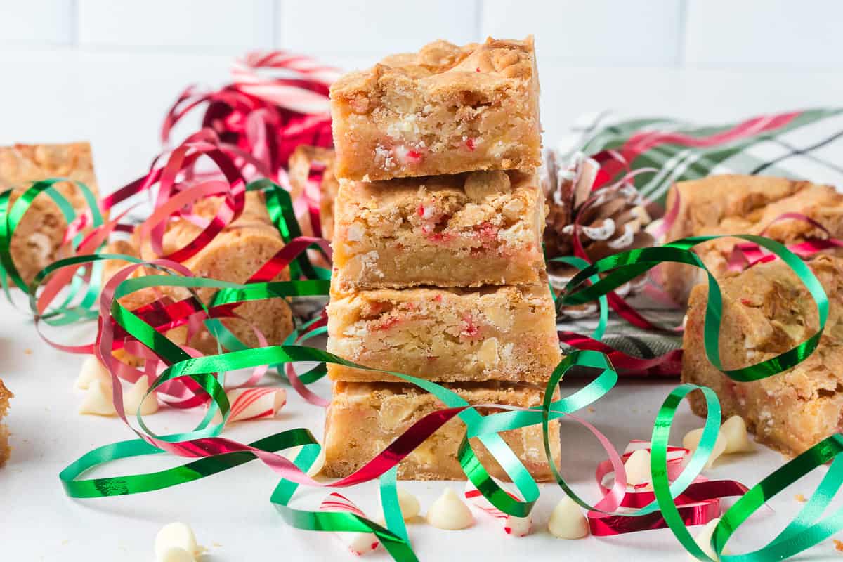 Peppermint Gooey Bars