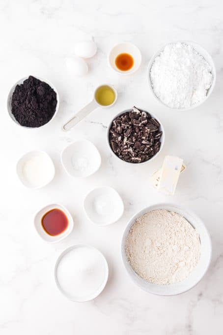Ingredients for Frosted Oreo Cookies