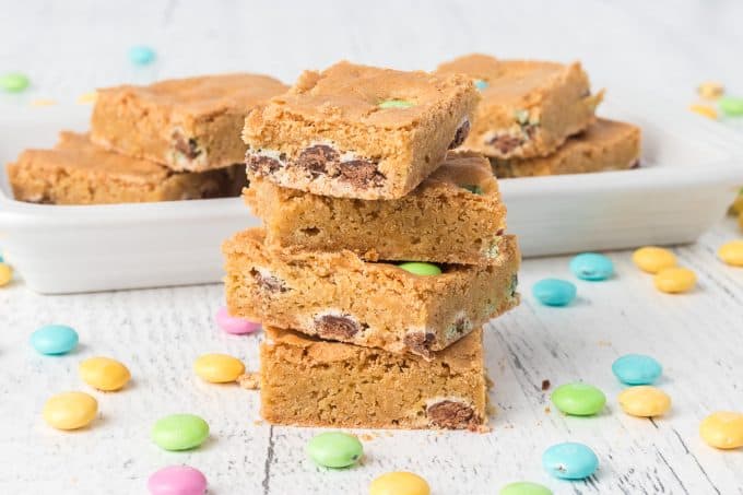 Easter M&M Blondies