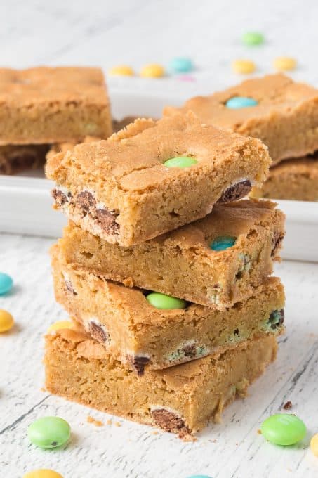 M&M Easter Blondies