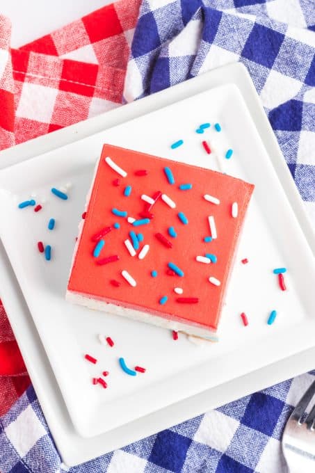 The top of a tri-colored patriotic Dream Bar.