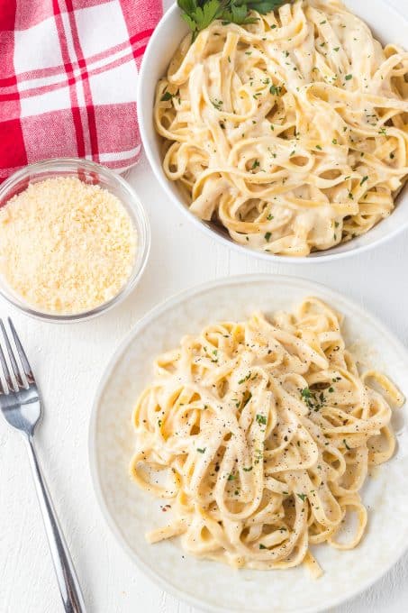 Parmesan cheese, fettuccine and a creamy garlic sauce.