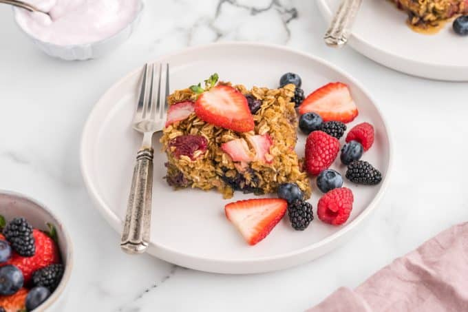 Baked Berry Oatmeal