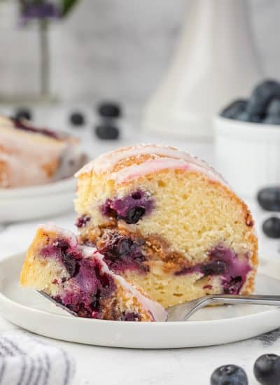 Blueberry Sour Cream Coffee Cake
