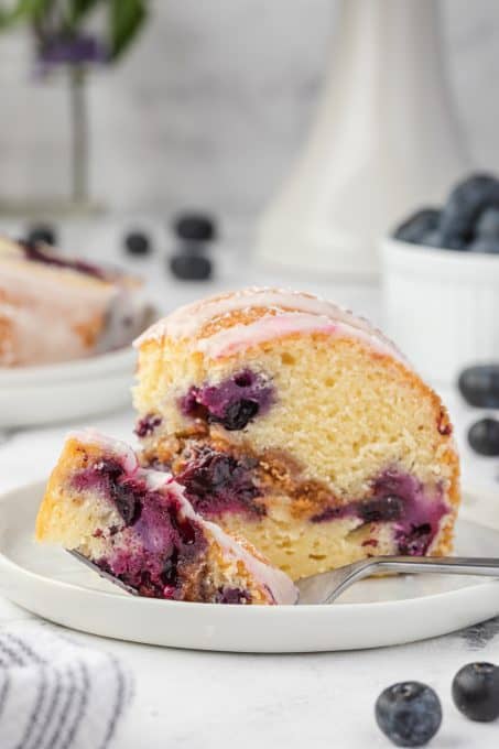 Blueberry Sour Cream Coffee Cake