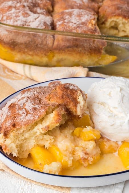 Easy Peach Cobbler Recipe
