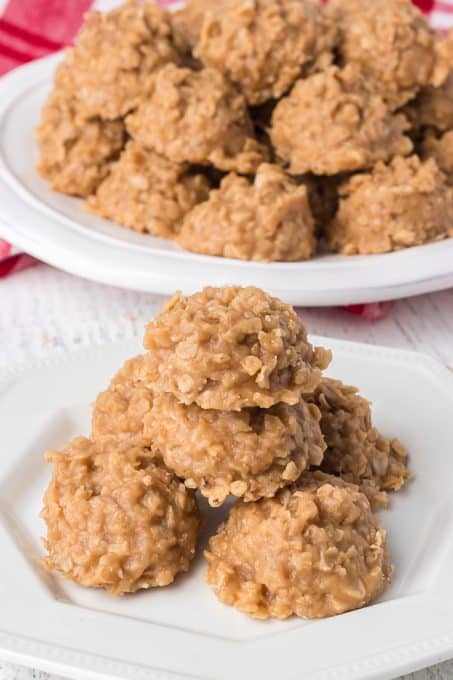 A plate of no bake cookies made with oats and peanut butter.