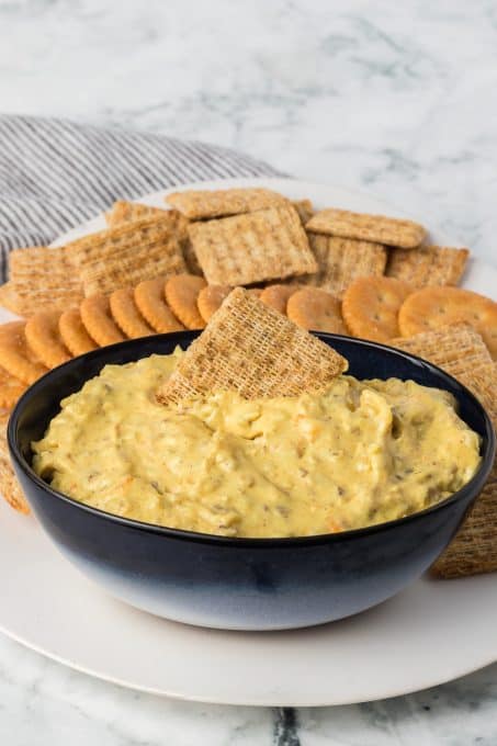 Curry spread - a delicious and easy appetizer.