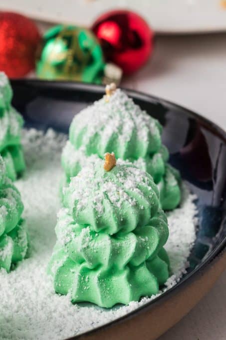 Meringue Christmas Trees