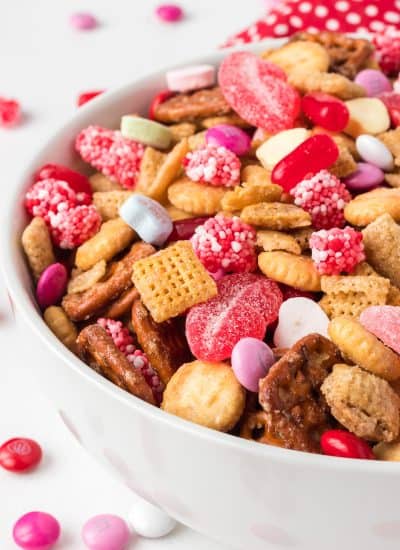 Valentine Snack Mix