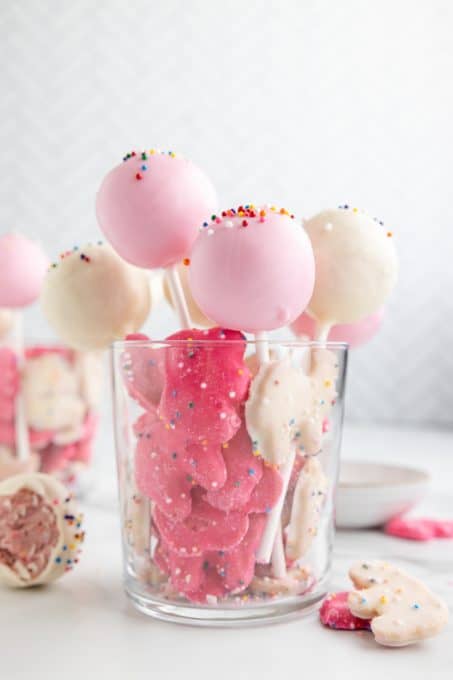 Circus Animal Cookie Pops