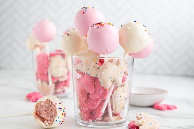 Circus Animal Cookie Pops