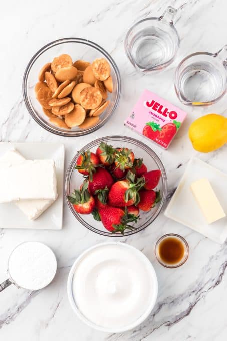 Ingredients for No Bake Strawberry Lemonade Dream Bars.