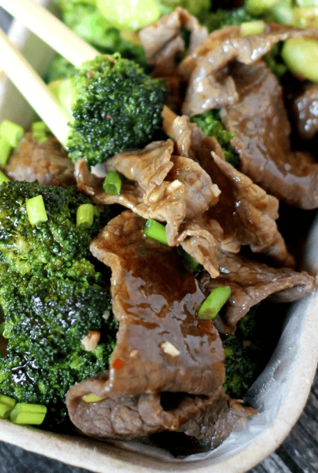 One Skillet Beef & Broccoli - Domestic Superhero | Easy Meal Plan Sunday {Week 58}