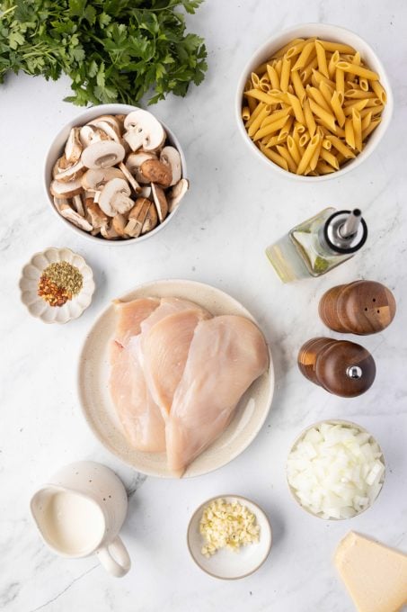 Ingredients for Chicken Mushroom Pasta.