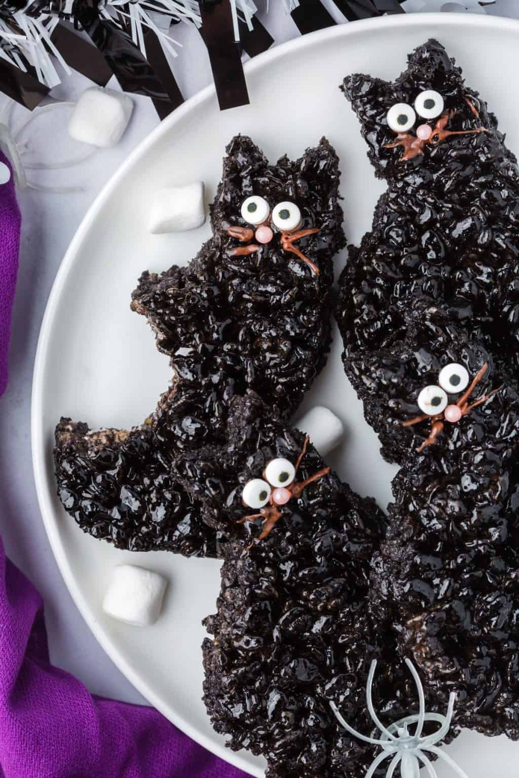 Halloween Black Cats: Festive Rice Krispie Treats | 365 Days of Baking ...